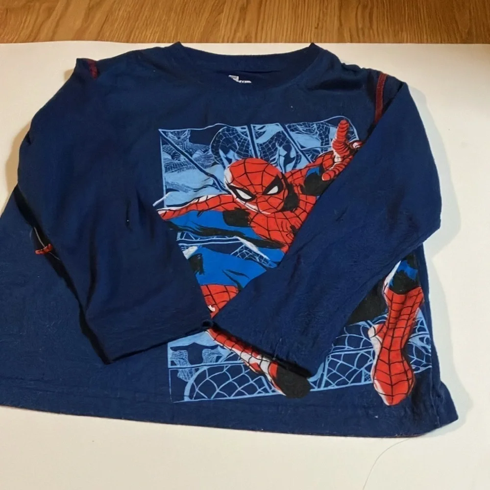MARVEL Child’s Officially Licensed SPIDER MAN PJ SET Size 4/5  Red/Blue Preowned